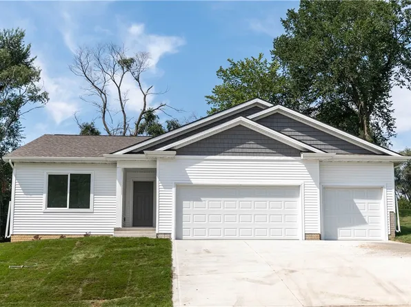 606 Neely St NE, Mitchellville, IA 50169