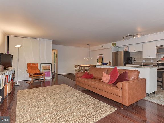 5th image of 7525 Spring Lake Dr #7525-D-1
