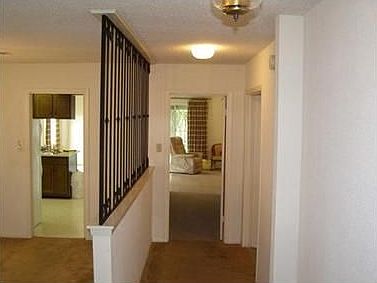 4th image of 2472 Woodmere Blvd