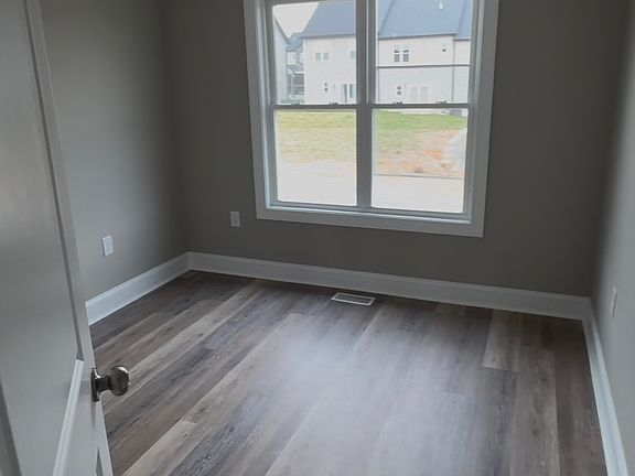 5th image of 113 Melissa Ln #113