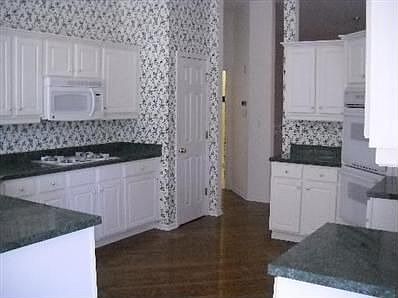 4th image of 3108 N Southern Hills Dr