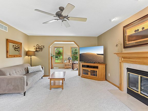 5th image of 8437 Ellington Way