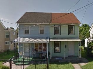 812 W 2nd St, Florence, NJ 08518