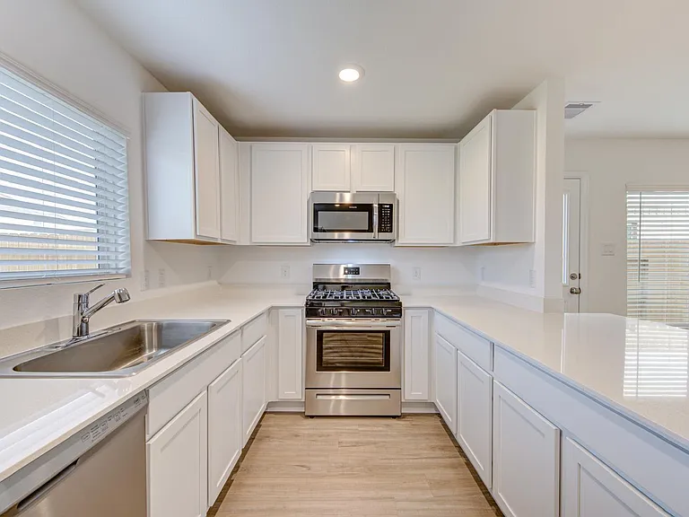 26738 Paloma Blanca Dr — Photo 7