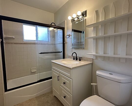3rd image of 623 Ashland Ave #4