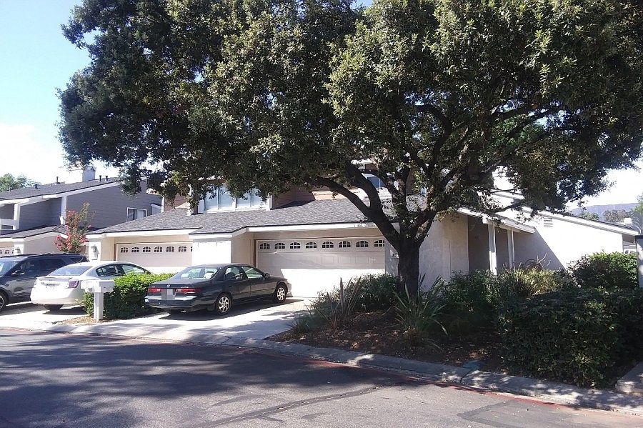 2nd image of 139 Scarlet Oak Cir
