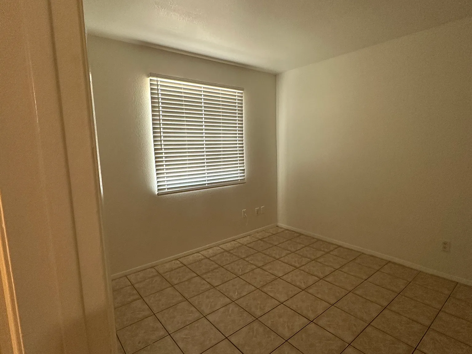 2 bed, 700 sqft, $1,250 — Photo 4