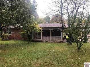 68 Lipford Ln, Murray, KY 42071