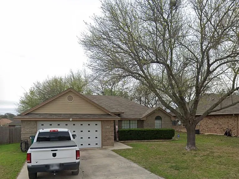 1518 Chardonnay Dr — Photo 2