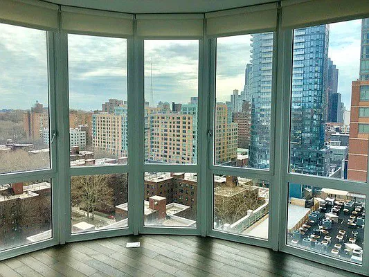 Rented by Lalezarian Properties | media 22