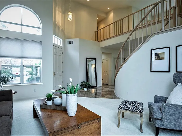 3233 Quail Hollow Dr #1 — Photo 11