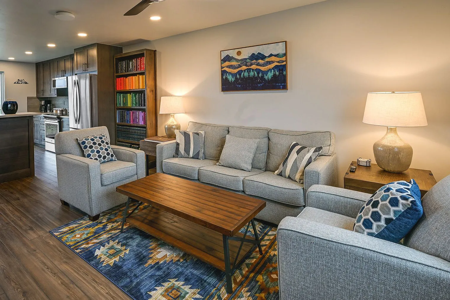 1 bed, 1.0 bath, 796 sqft, $2,403 — Photo 2