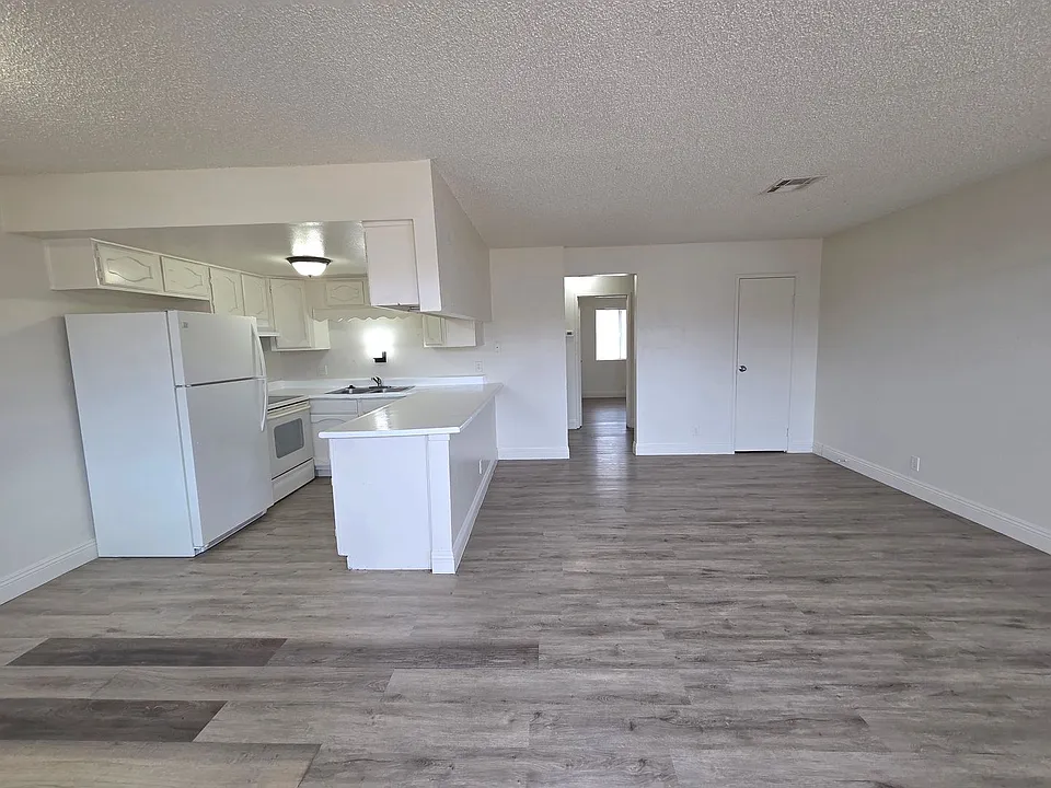 156 Judy Ln