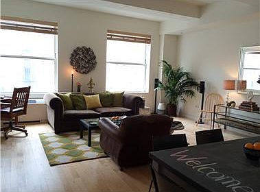 1st image of 15 Broad St APT 2514