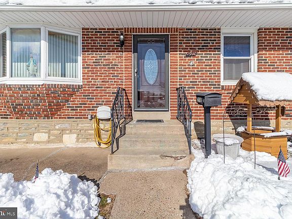 5th image of 7940 Ridgeway St