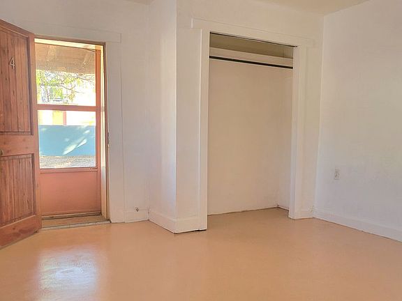 4th image of 393 E San Miguel St #4