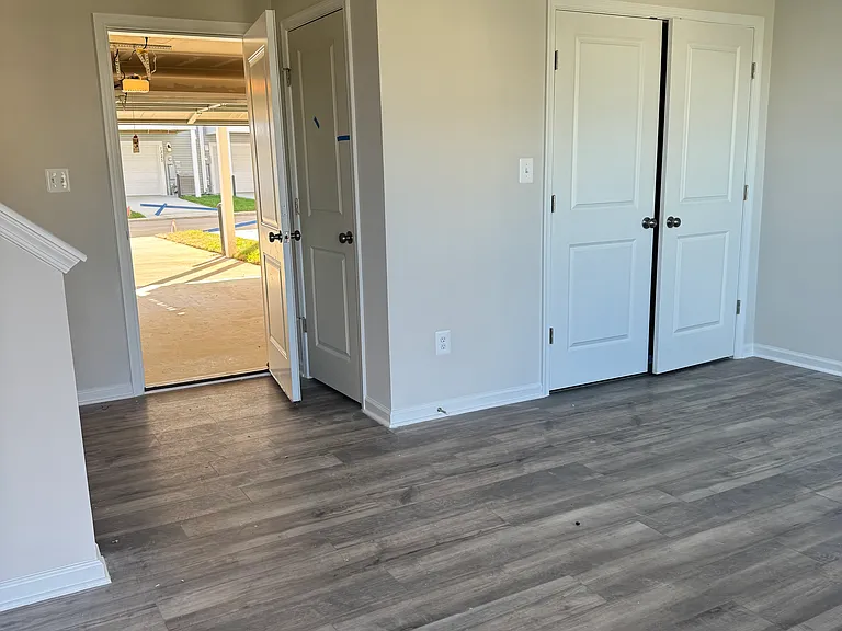 1334 Red Clover Ln — Photo 6