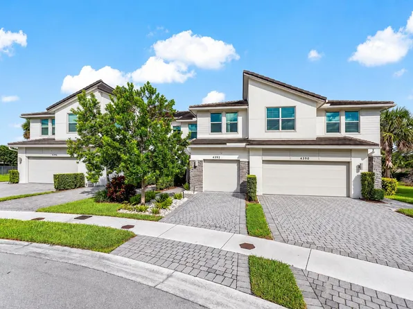 4392 VELEIROS Avenue, Deerfield Beach, FL 33064