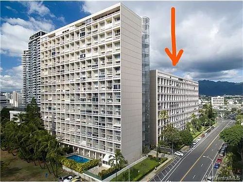 500 University Ave Photo 1