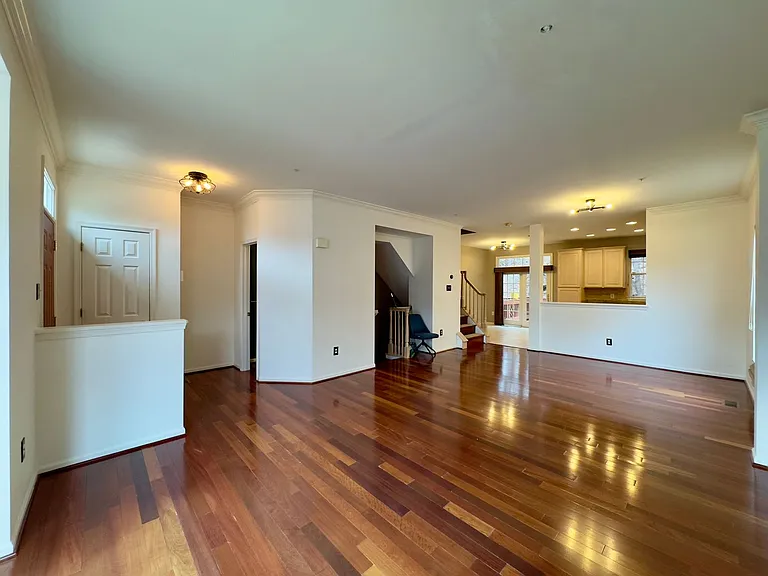 9224 Owings Choice Ct — Photo 3
