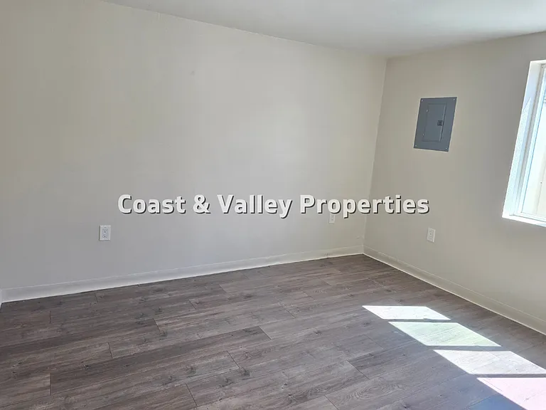 230 California St — Photo 5
