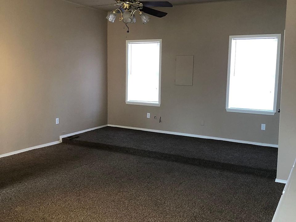 1st image of 1515 E 59th Pl