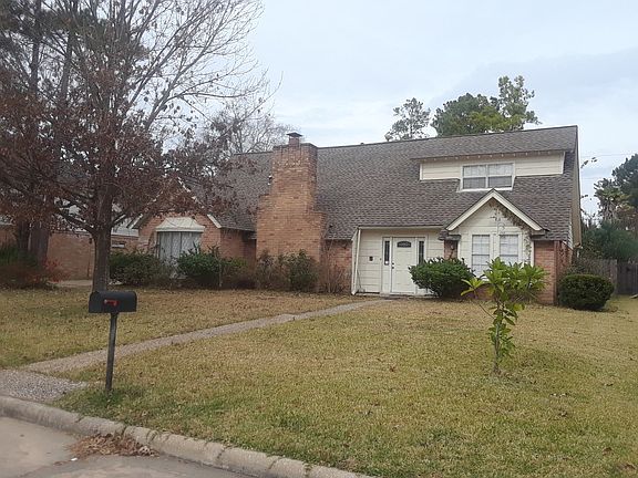 3rd image of 12002 Oakcroft Dr
