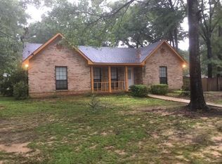8230 Pinebough Ave, Mobile, AL 36695