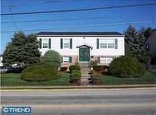 13400 Worthington Rd, Philadelphia, PA 19116