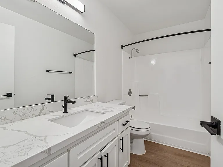 ReNew Alpine — Photo 7