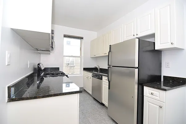 Rented by Click View Realty LLC | media 29