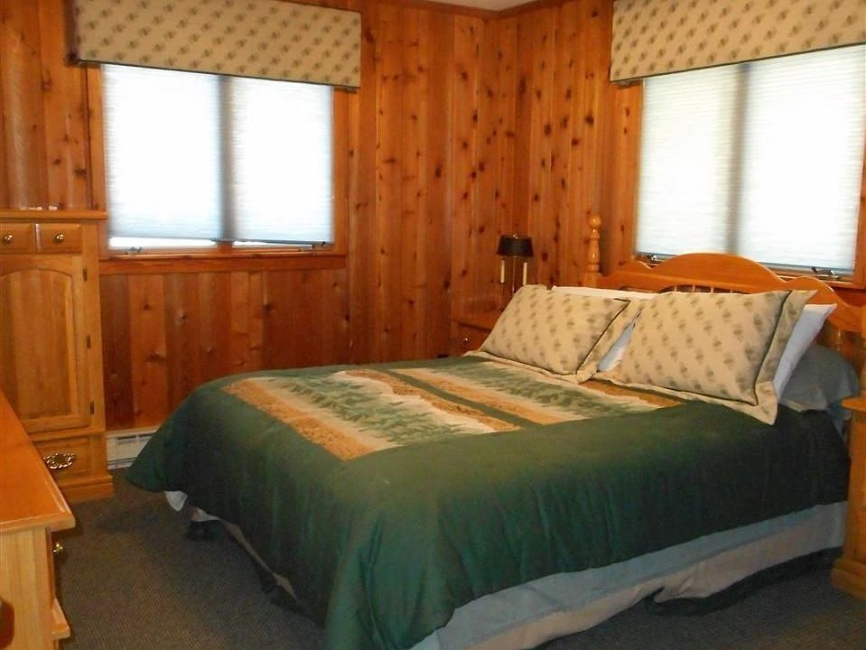 2nd image of 8192 Lakeside Trl