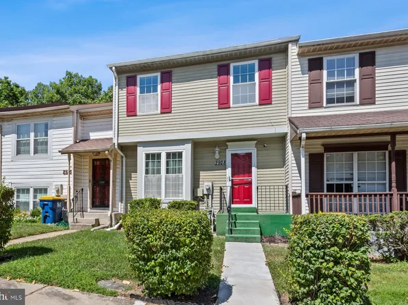 2928 White Oak Ln, Lanham, MD 20706