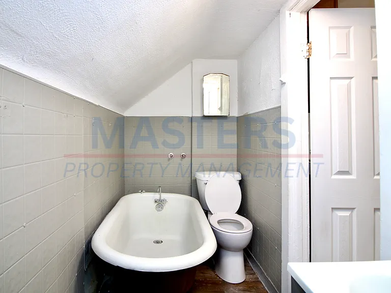 2563 Foraker Ave — Photo 17