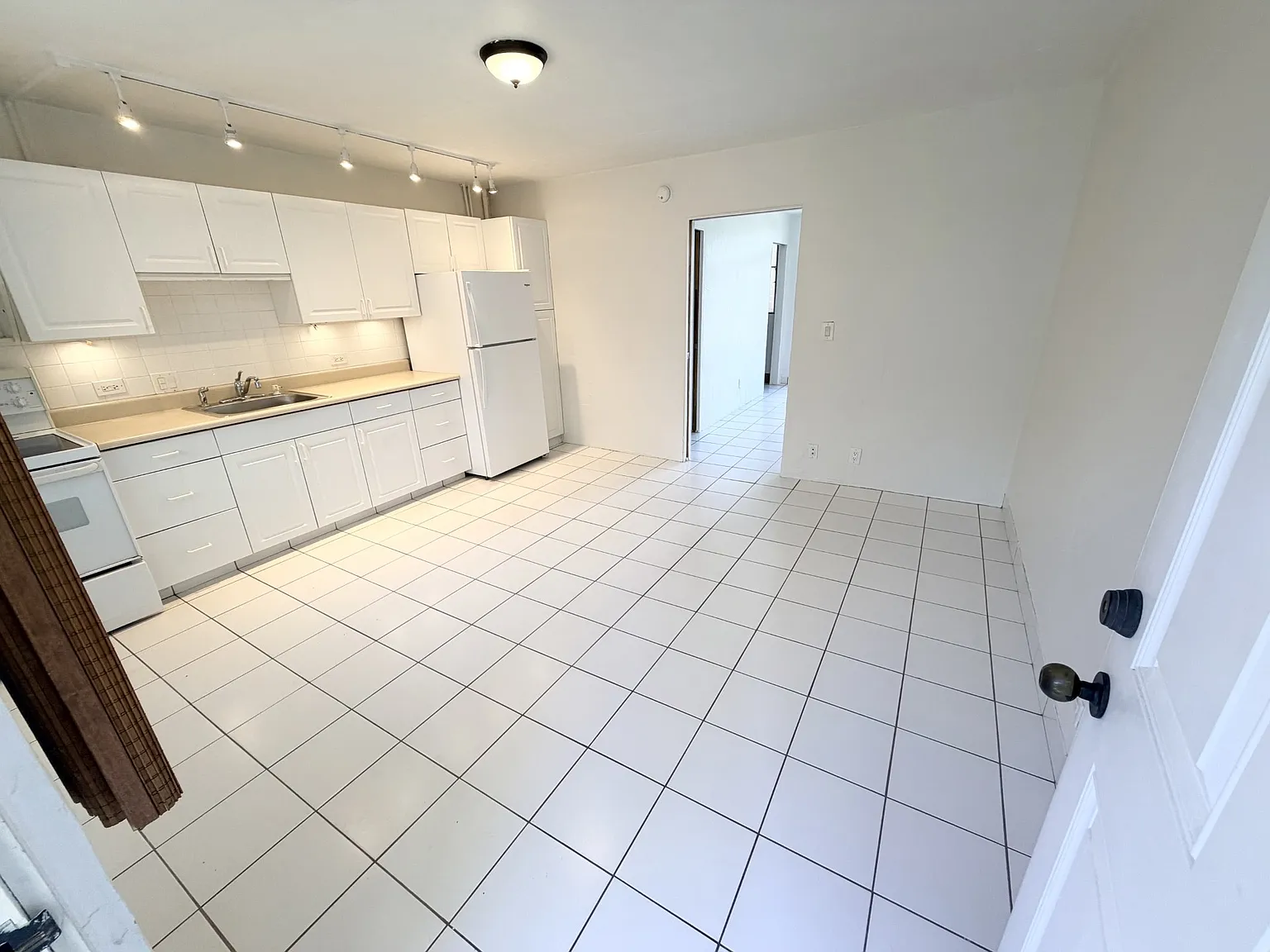 1 bed, 700 sqft, $1,675 — Photo 2