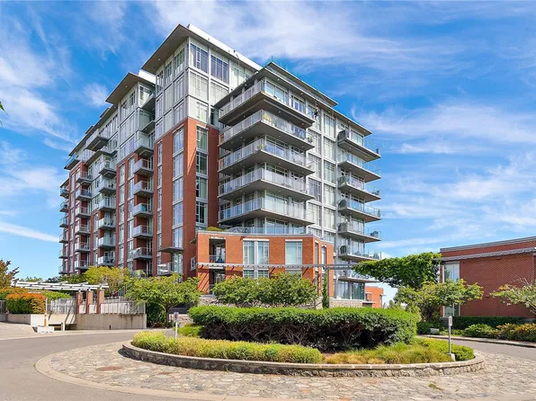100 Saghalie Rd #205, Victoria, BC V9A 0A1