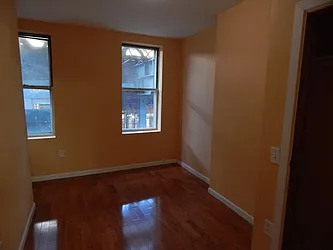 Rented by Capri Jet Realty Corp