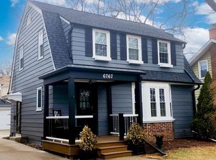 6767 Maple Ter, Wauwatosa, WI 53213