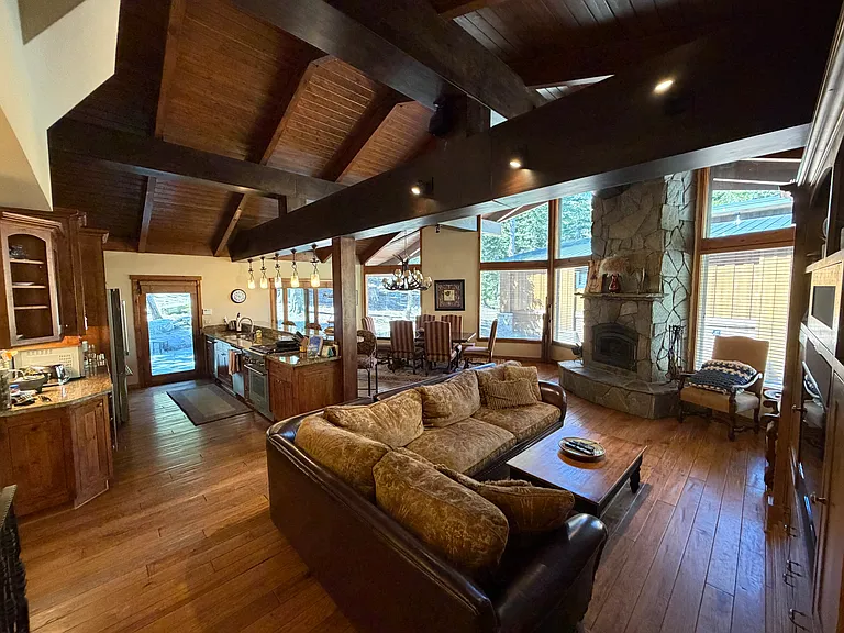 117 Red Fir Rd — Photo 2