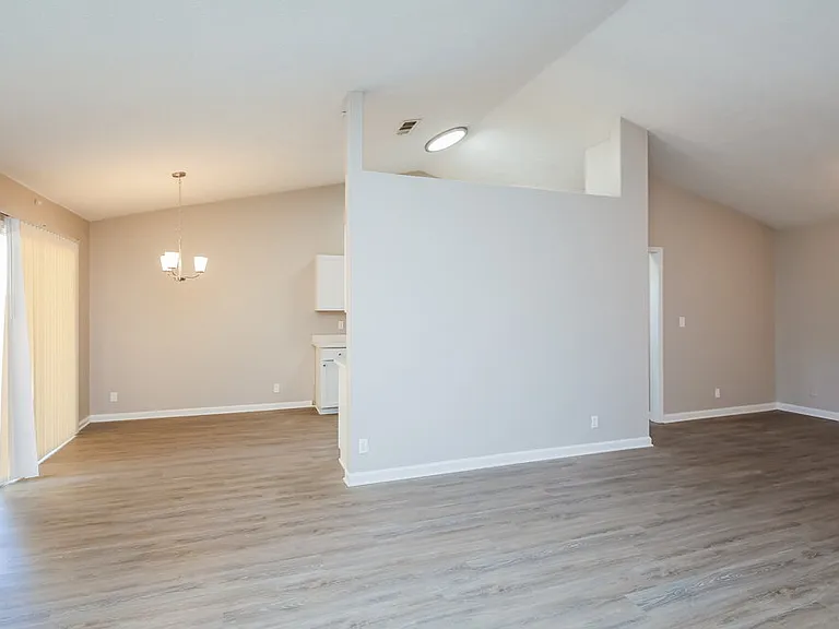 3000 Sentinel Pkwy — Photo 7