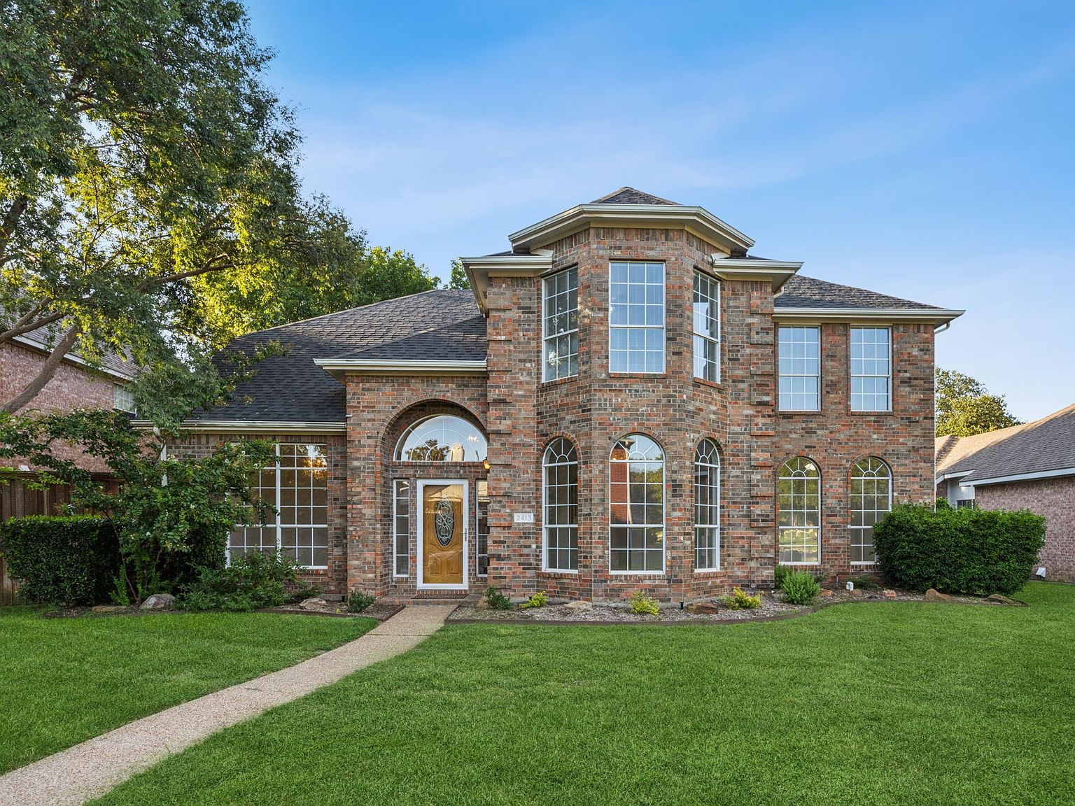 2413 Sky Harbor Dr, Plano, TX 75025 | Zillow