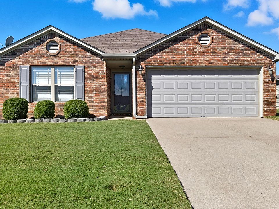 1st image of 1111 Aster Dr