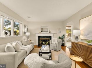 5912 3rd St S, Arlington, VA 22204