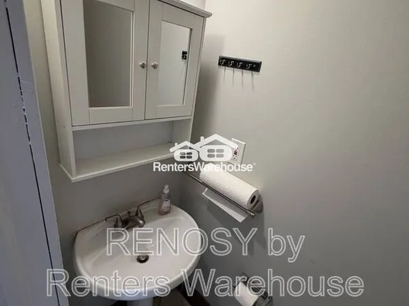 400 Lyndhurst St, Baltimore, MD 21229
