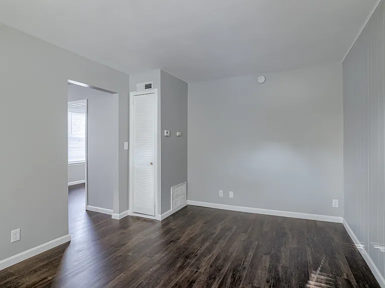2233 S 20th St #2 — Photo 10