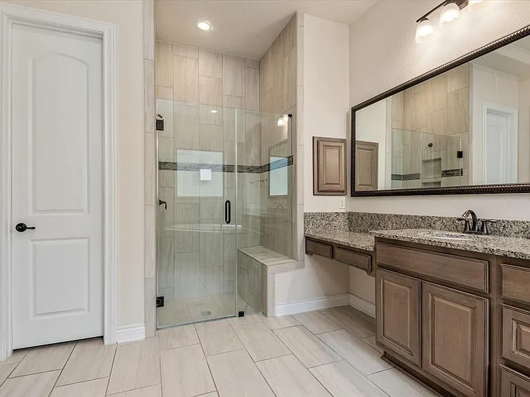 23034 Creek Park Dr — Photo 27