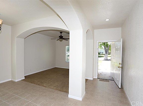 4th image of 1551 Fir Ave