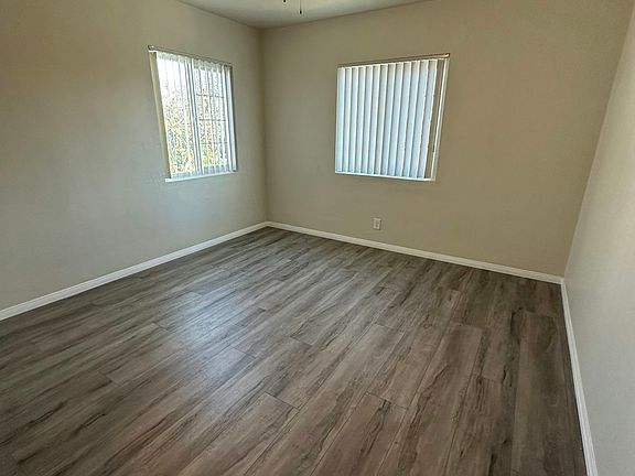 4th image of 1101 Daisy Ave APT 2