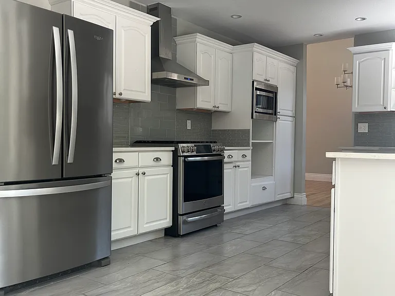 7464 La Quinta Ln — Photo 4