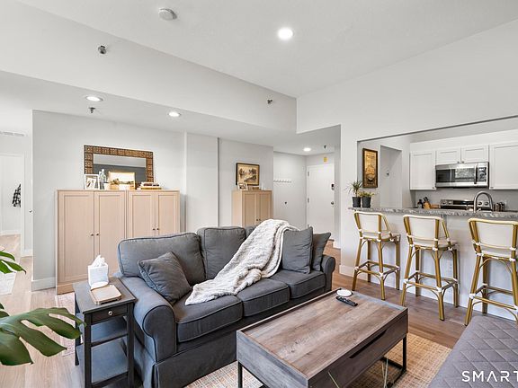 2nd image of 196 Crown Street #307